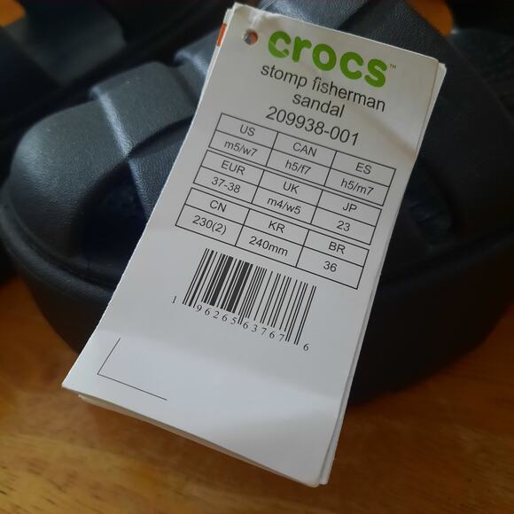 Crocs Womens Black Stomp Fisherman Platform Sandals NWT Size 7 - Picture 9 of 11